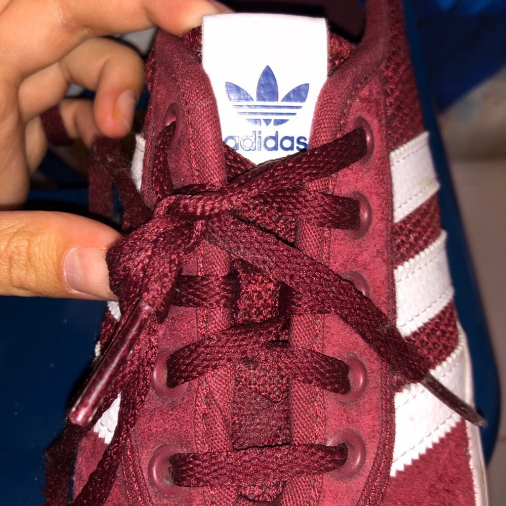 Adidas shoes - Picture 3 of 3